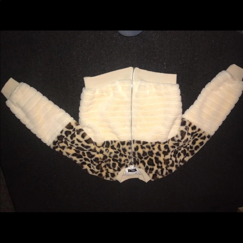 Small shein leopard coat